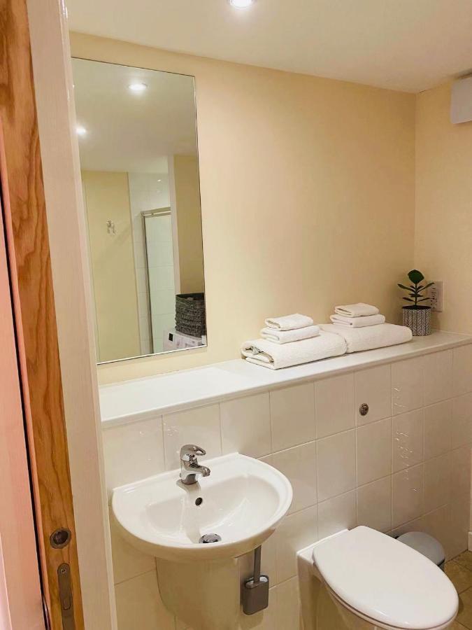 Апартаменты 2 Bed 2 Bath With Private Parking Эдинбург Экстерьер фото