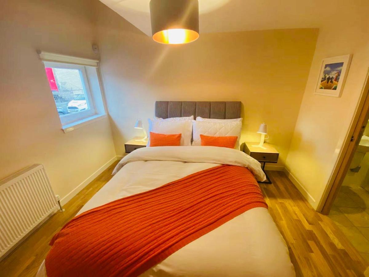 Апартаменты 2 Bed 2 Bath With Private Parking Эдинбург Экстерьер фото