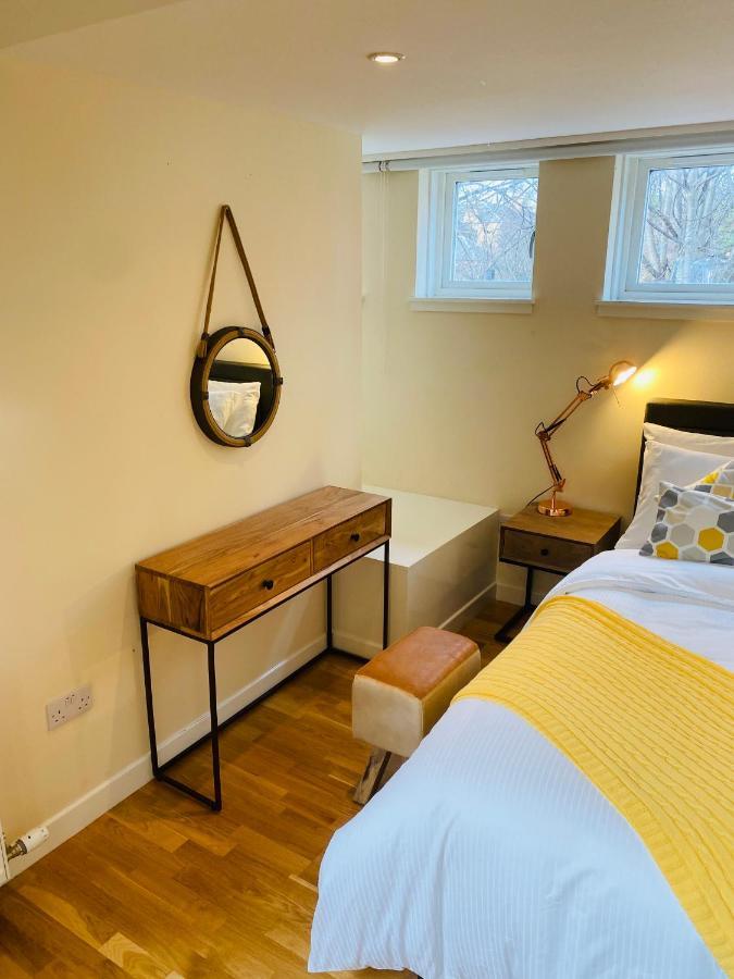 Апартаменты 2 Bed 2 Bath With Private Parking Эдинбург Экстерьер фото
