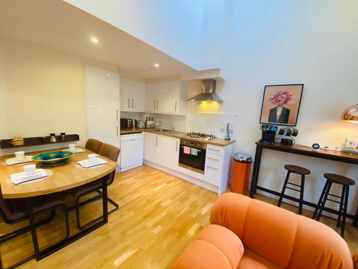 Апартаменты 2 Bed 2 Bath With Private Parking Эдинбург Экстерьер фото